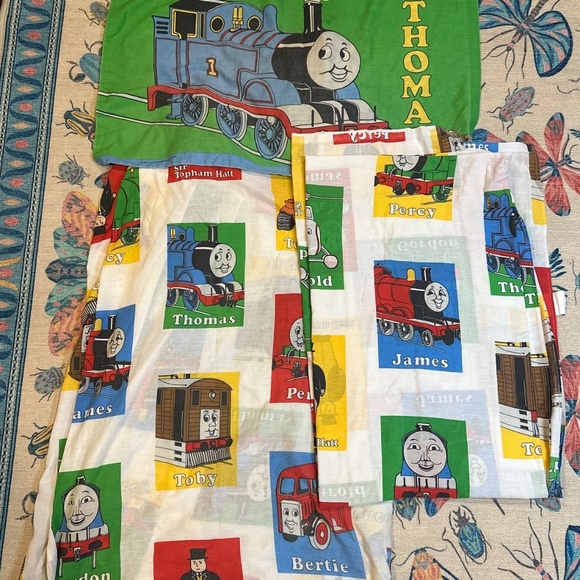 90s Thomas the train bedding set - Picture 5 of 8